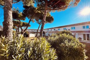 Alojamiento - Artemia Hôtel