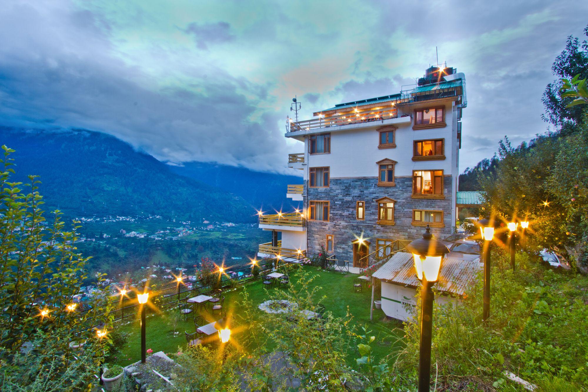 Varios Vivaan The Sunrise Resort