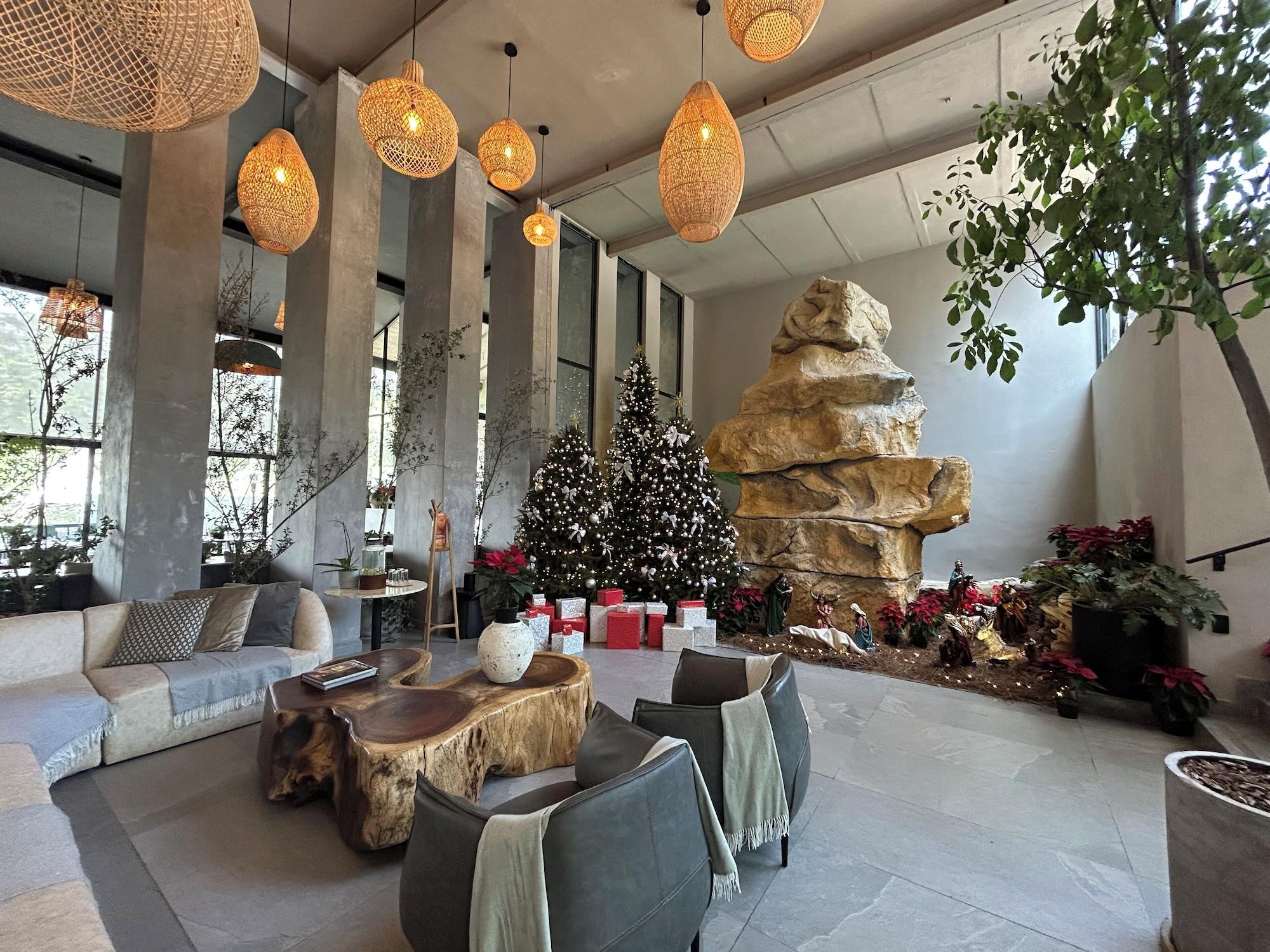 Vista Lobby Serenzzo Hotel & Cuisine