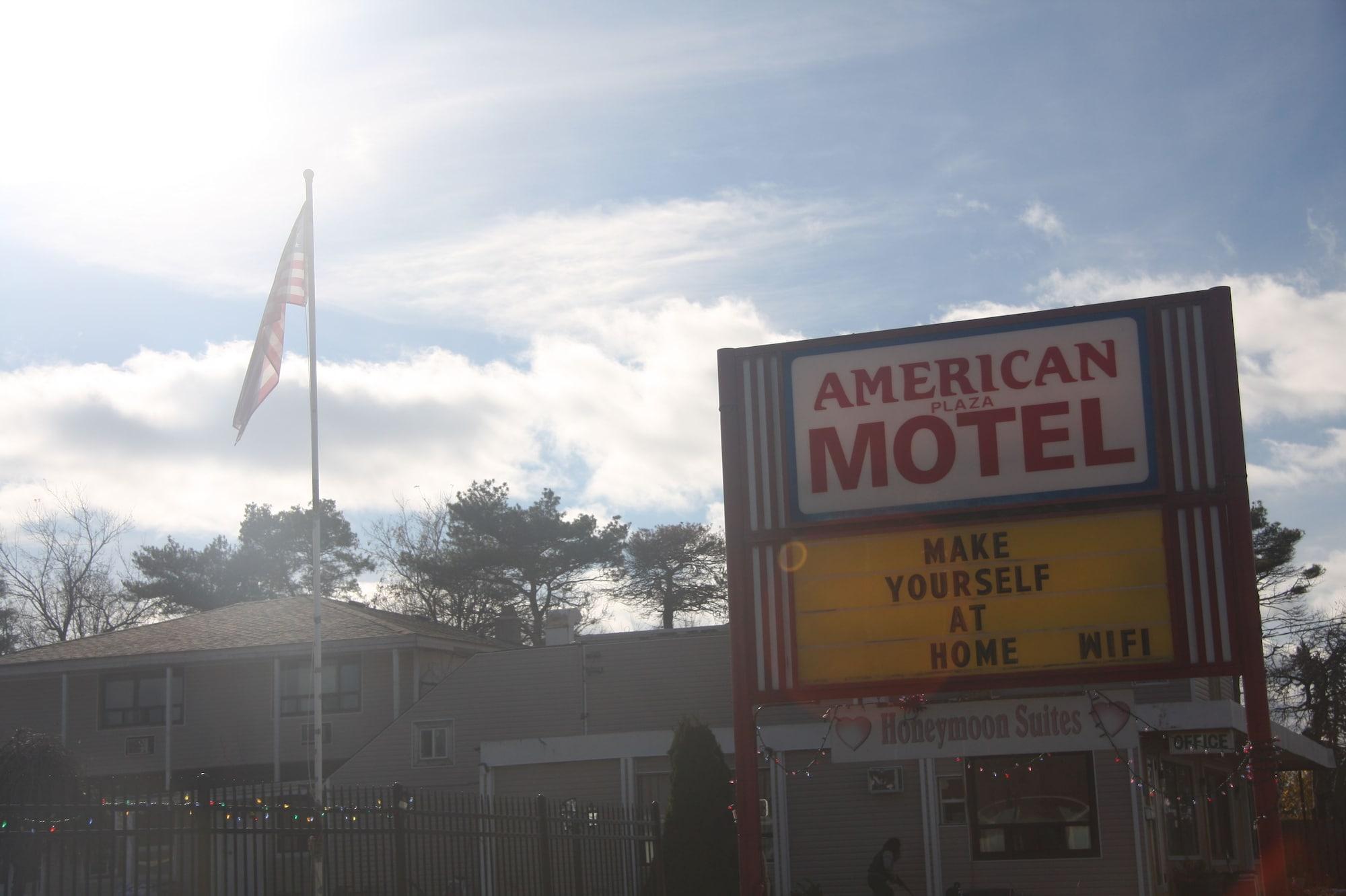 Vista Exterior American Plaza Motel