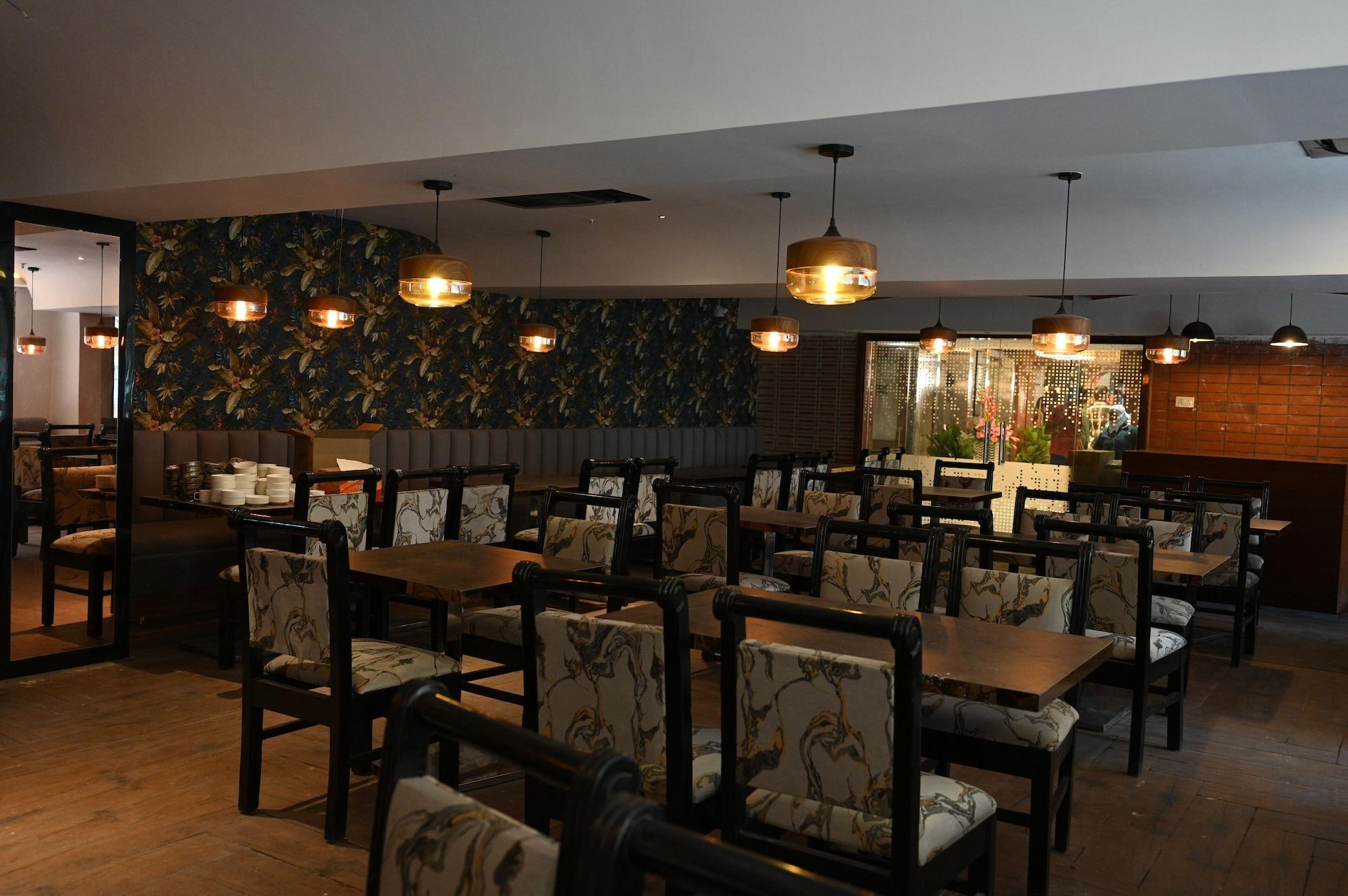 Restaurant The Budhil Park