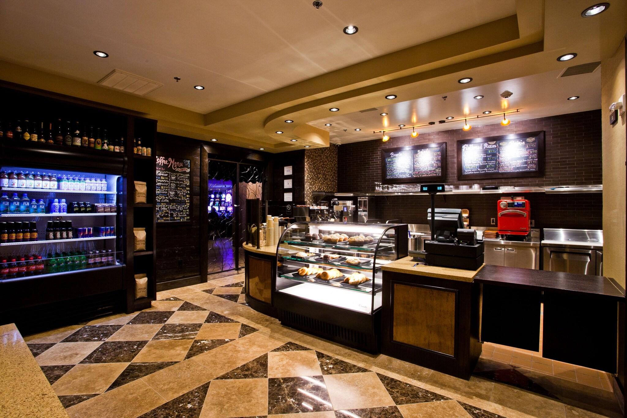 Bar/Salón Tuscany Suites & Casino