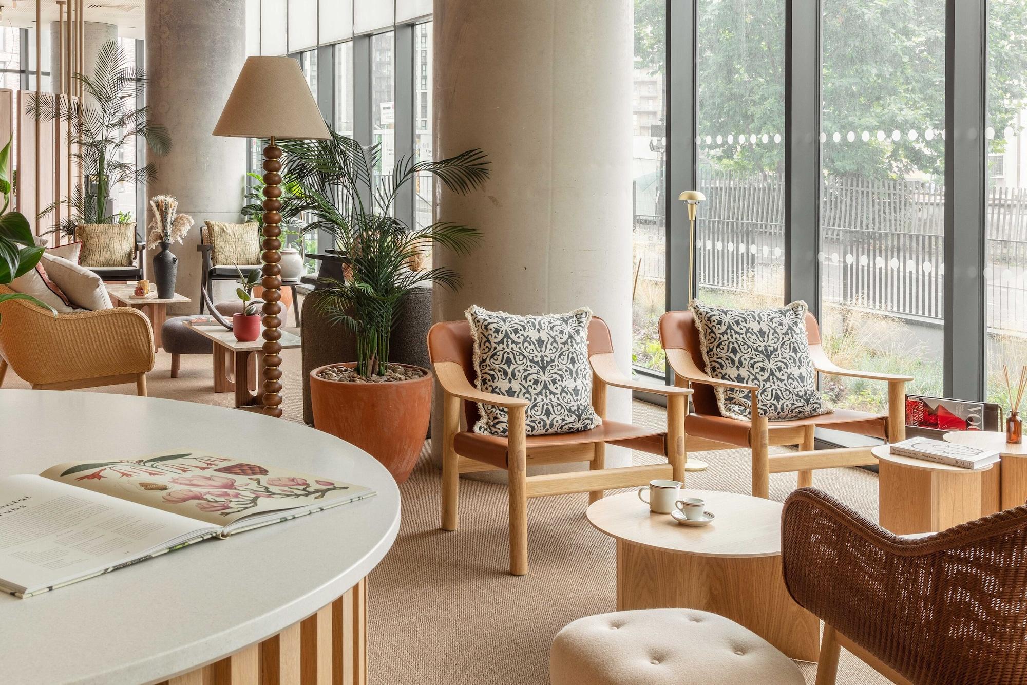 Vista Lobby ARK Wembley
