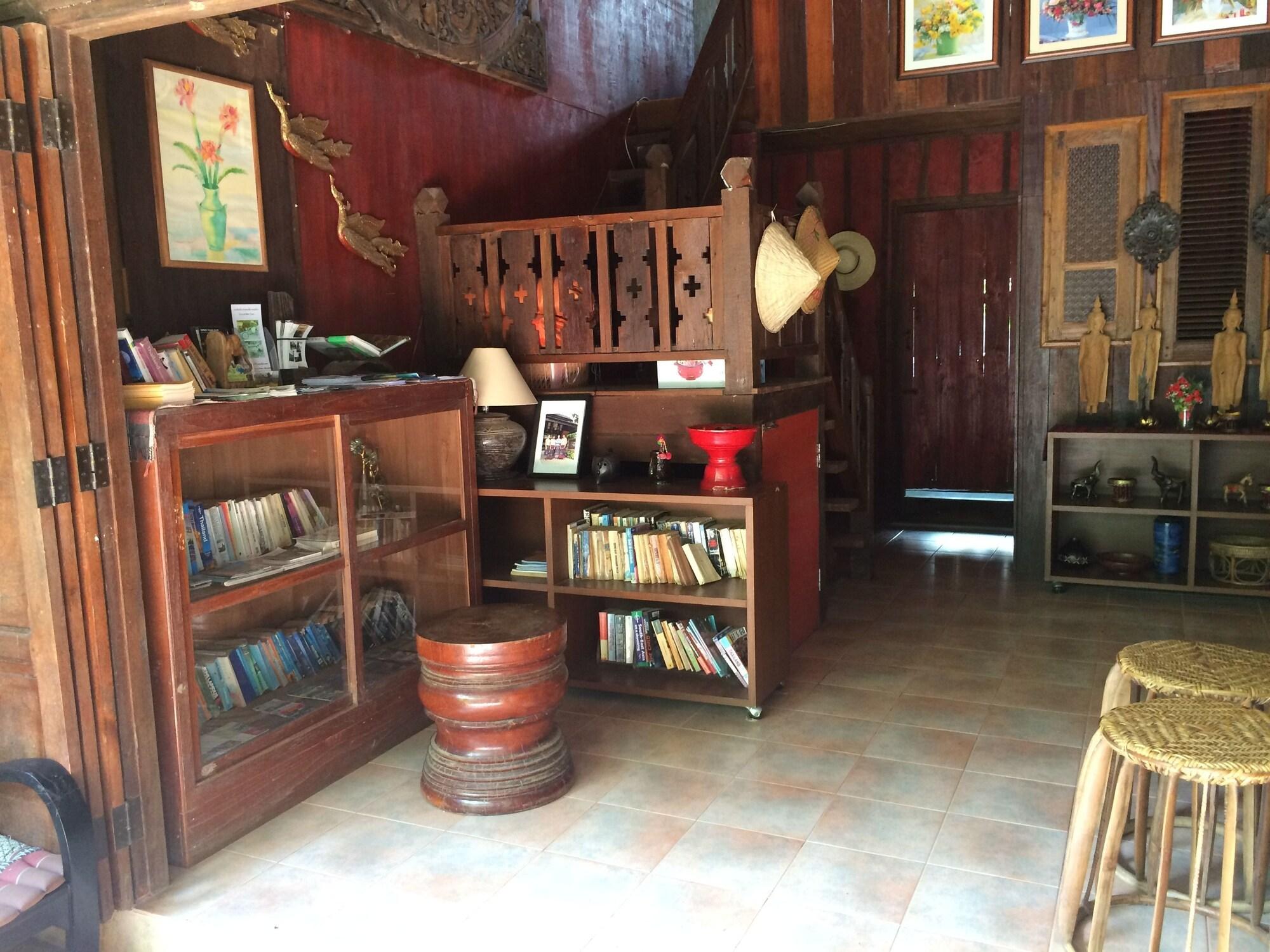 Vista Lobby Baantawan Pai's Boutique Guesthouse