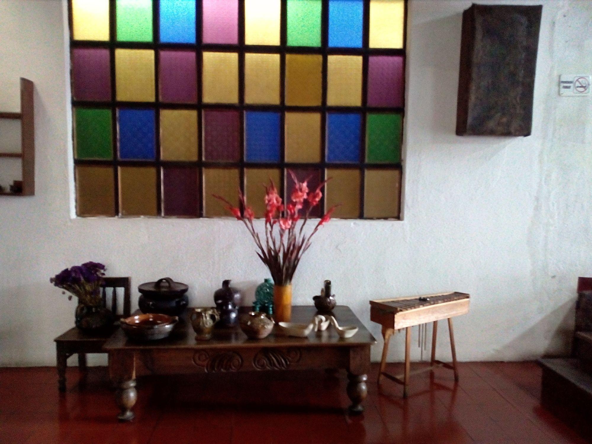 Hotel Hostel y Restaurante Casa Jacaranda