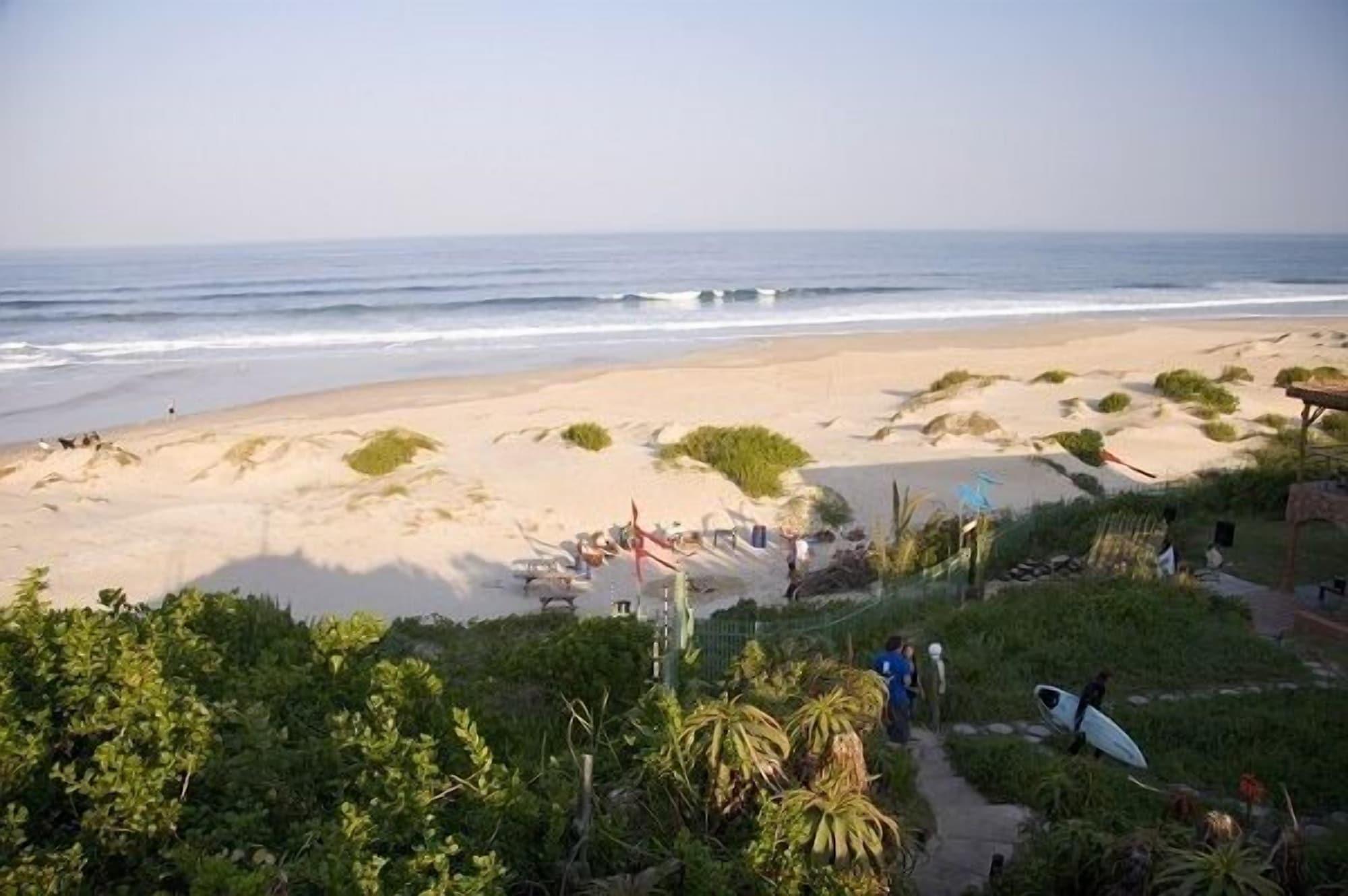 Playa Island Vibe Jeffreys Bay Hostel
