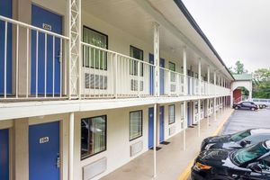 Paquete - Motel 6 Gainesville, GA