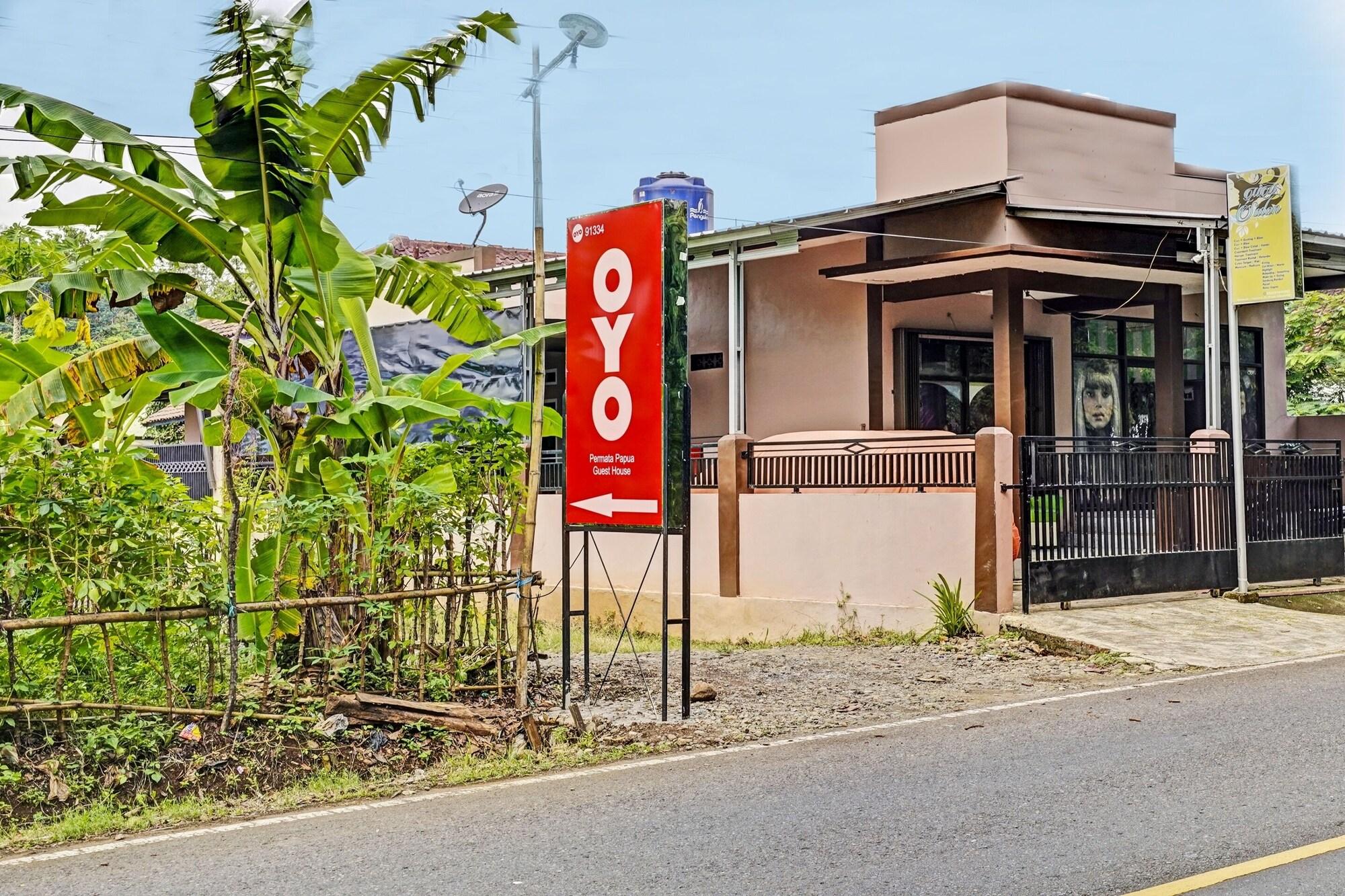 Varios OYO 91334 Permata Papua Guest House