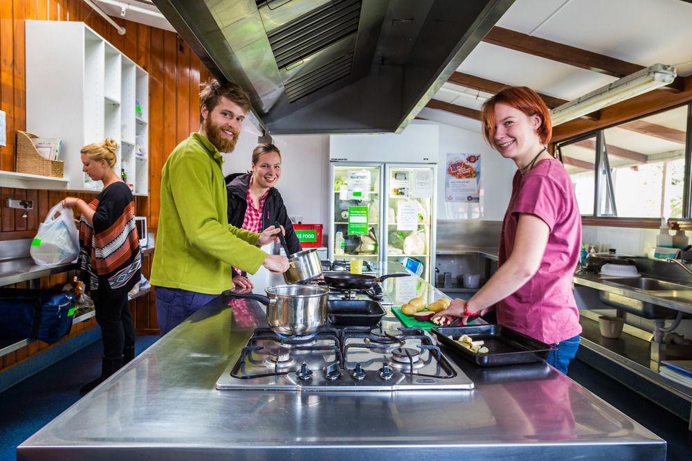 Restaurant YHA Te Anau