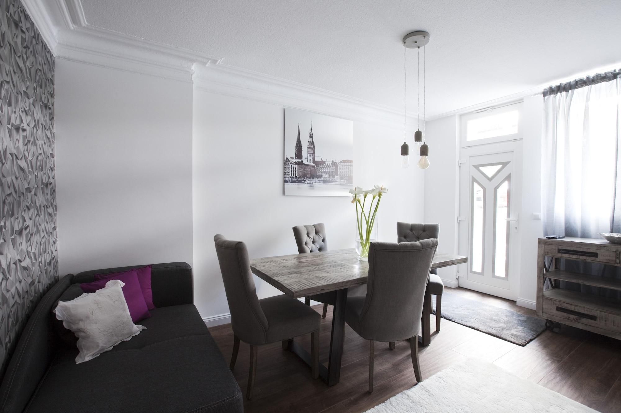 Varios Ellena s FEWO am Uke