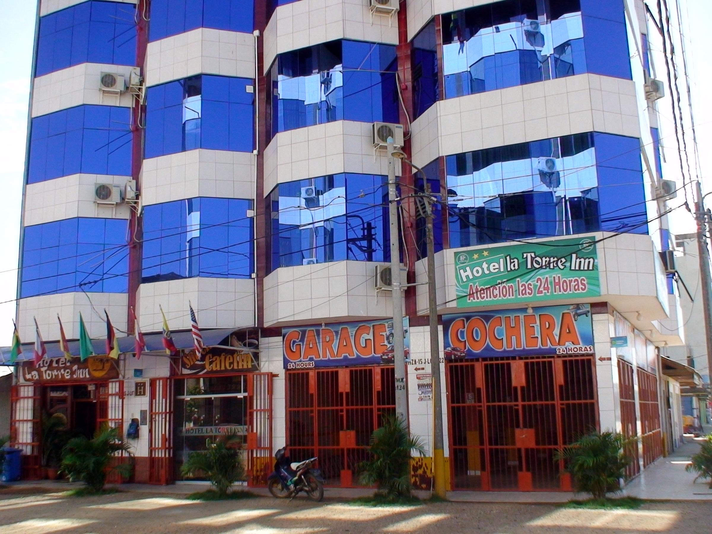 Vista Exterior La Torre Inn