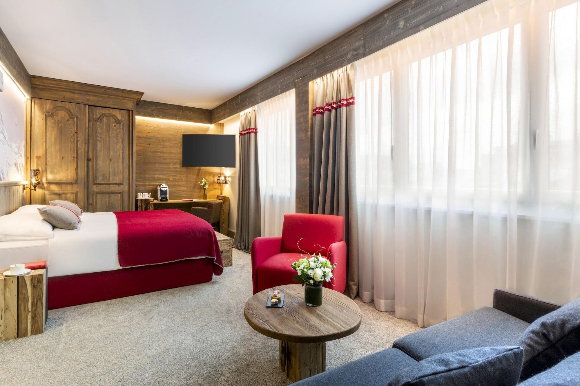 Varios Hotel Edelweiss