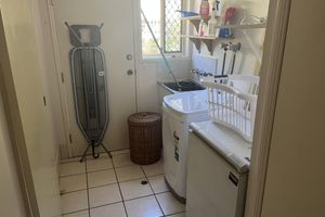 Hospedagens - Cosy large home close to everything. Naturists/nudist home private & quiet