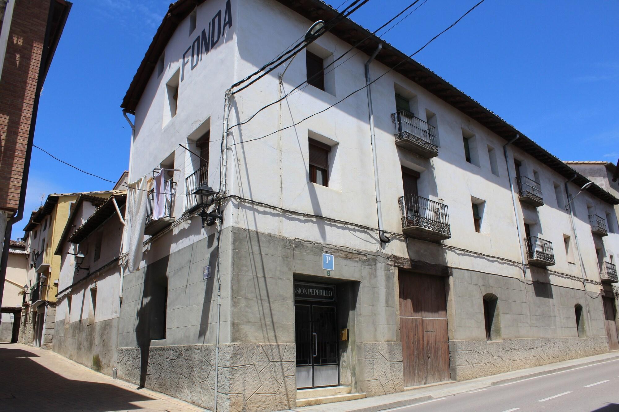 Vista Exterior Pensión Peperillo