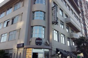 Alojamiento - Parade Hotel