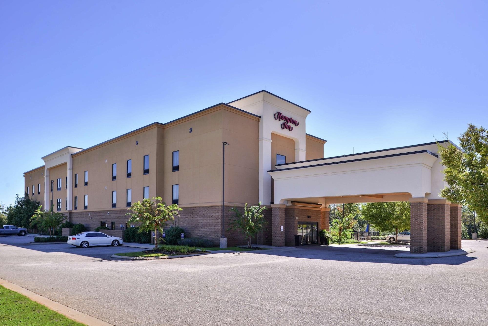 Vista Exterior Hampton Inn Jackson