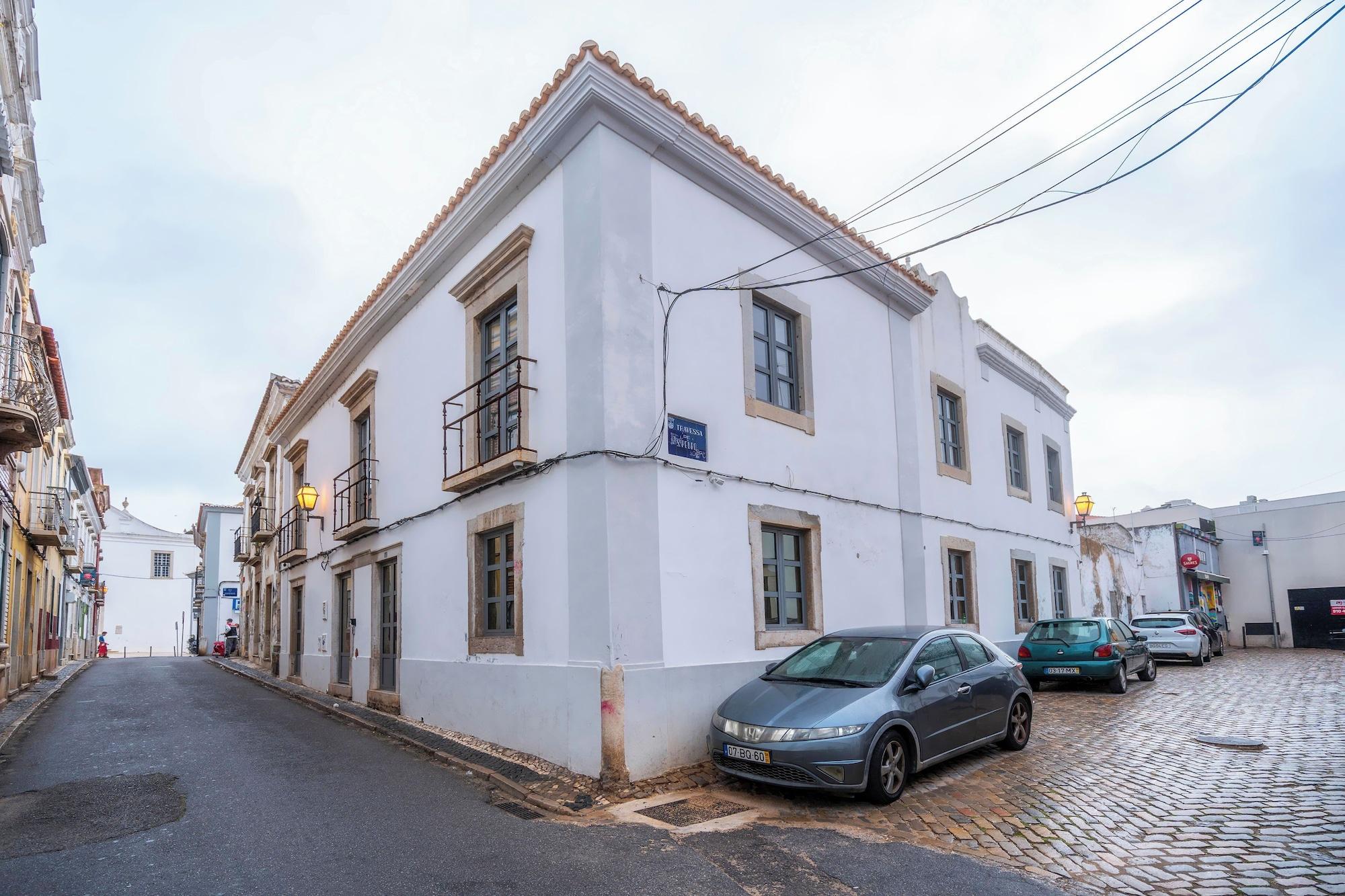 Vista Exterior Oakmoon House