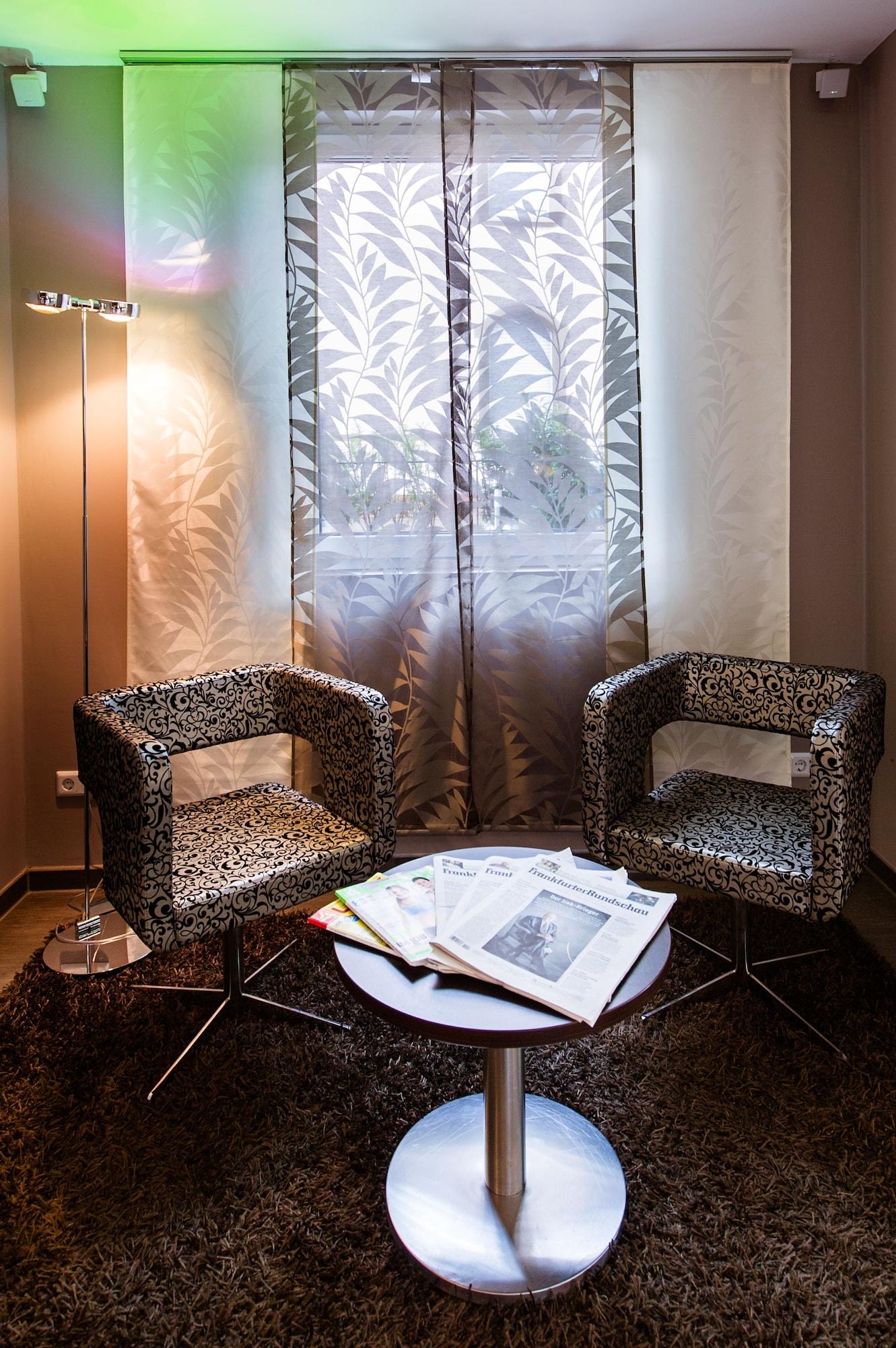 Vista Lobby Hotel Mainstation
