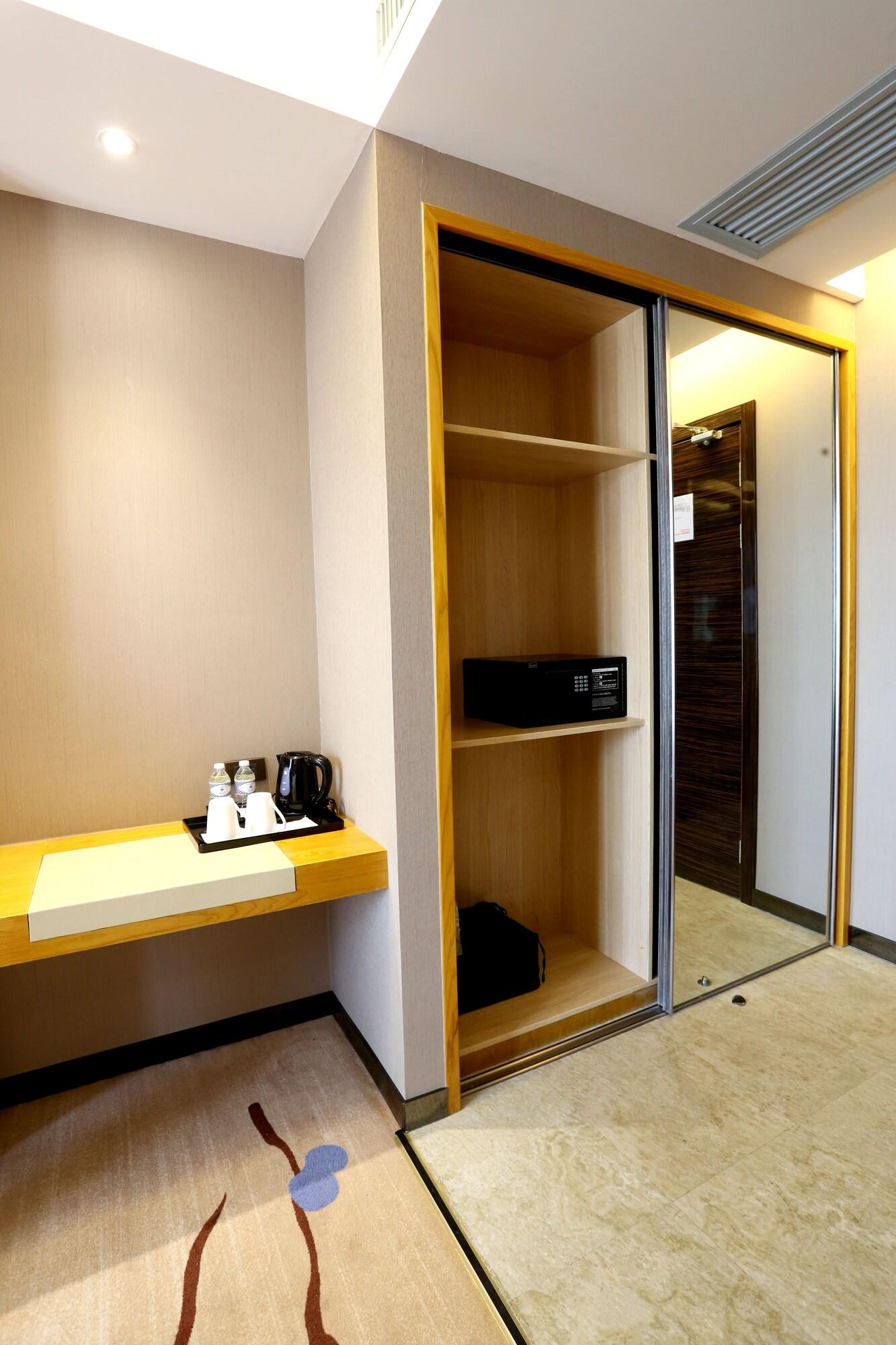 Set de Habitación Lotus Blu Hotel
