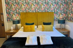 Alojamiento - Grangeview Guest House