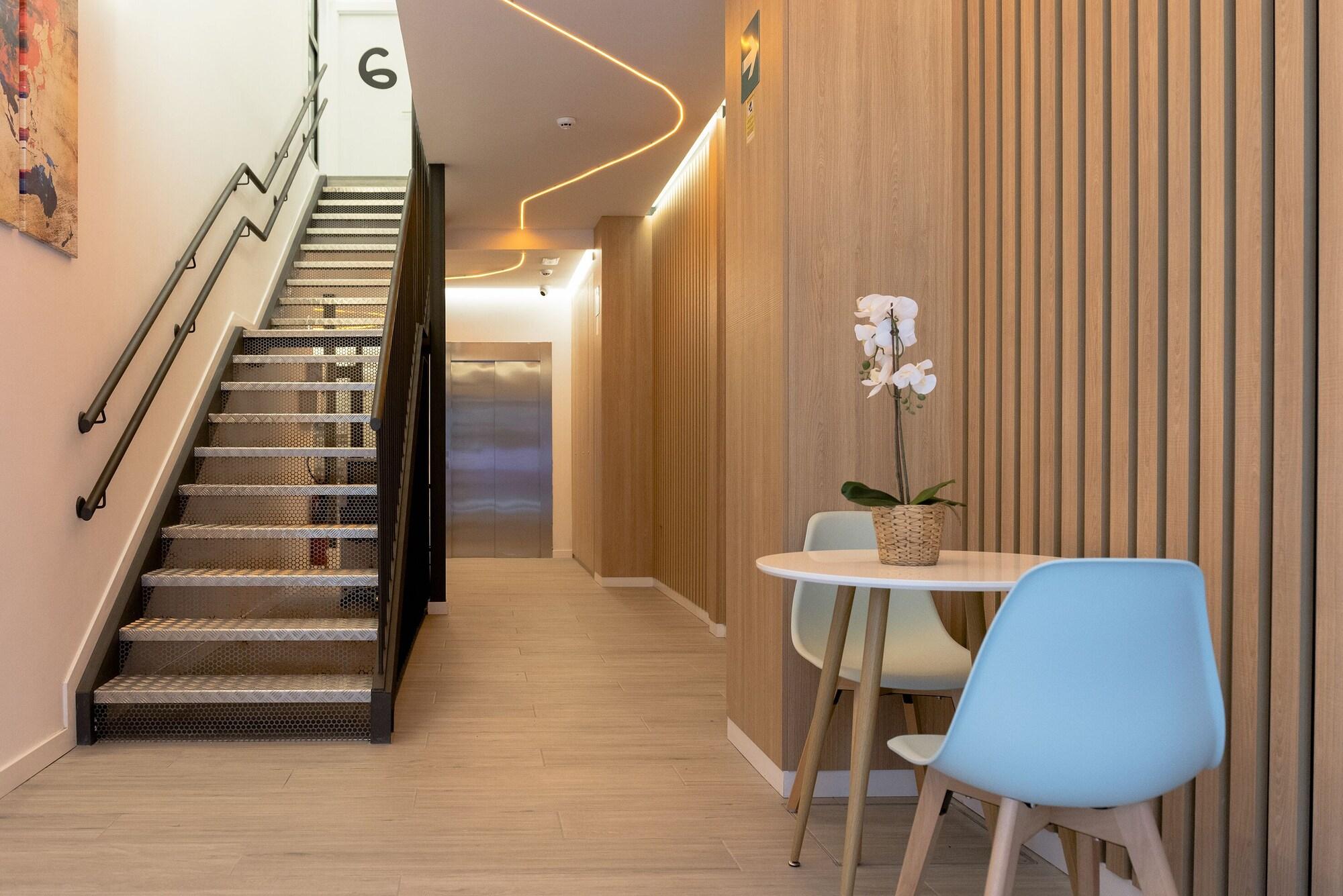 Varios Bilbao ROOMS & KITCHEN Zorroza