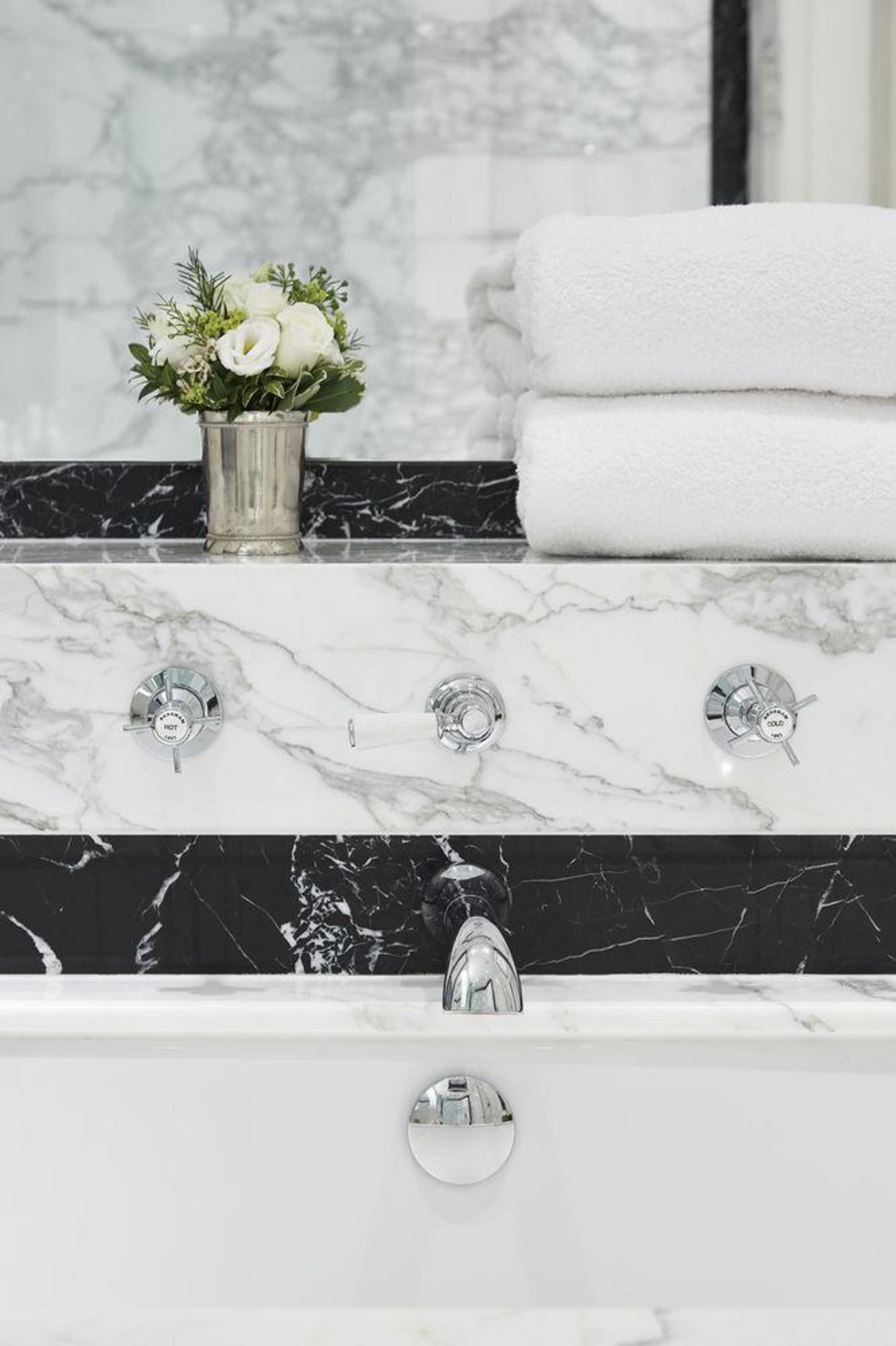 Vista Exterior The Goring