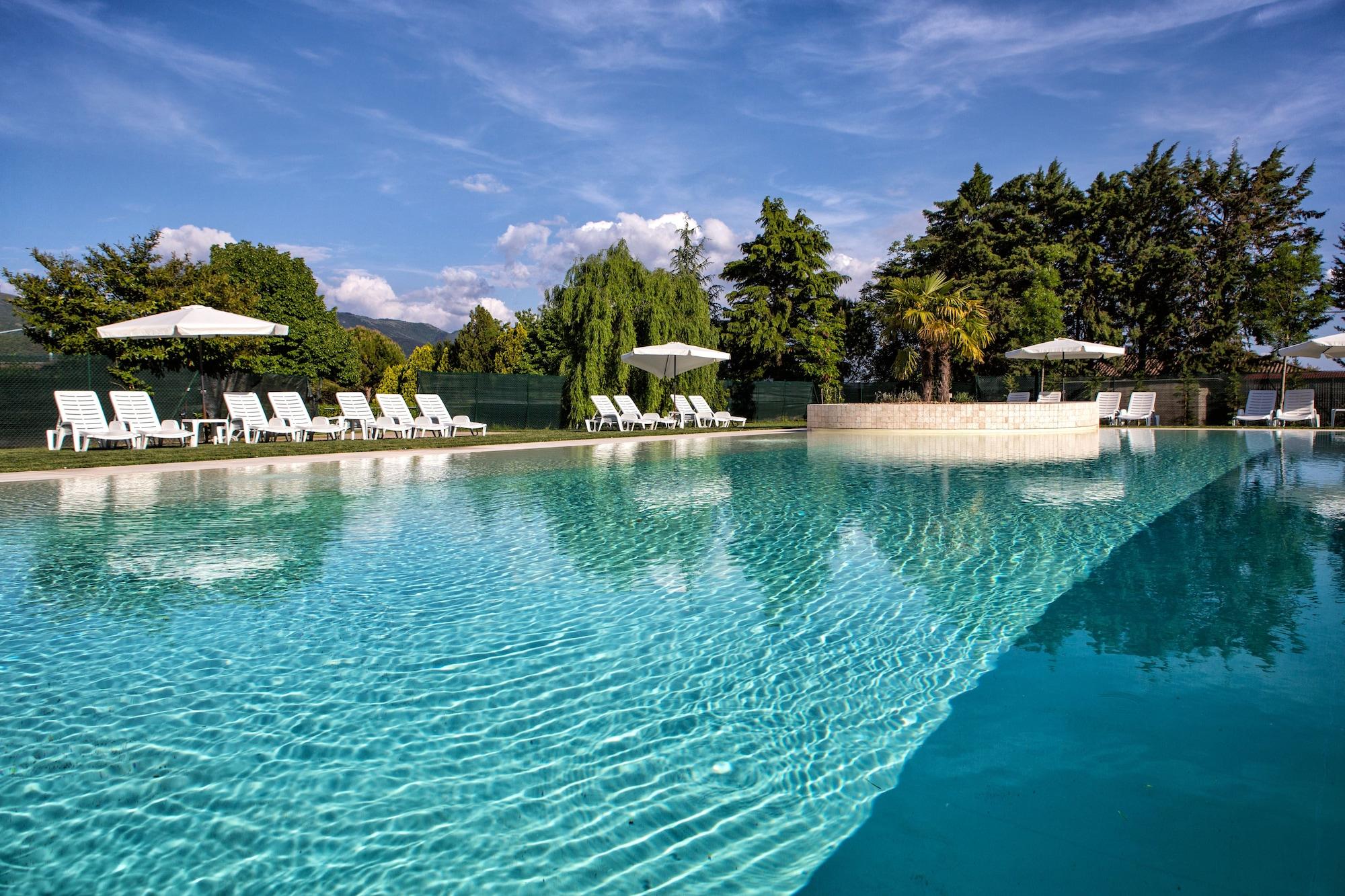 Vista Piscina UmbriaVerde Sporting & Resort
