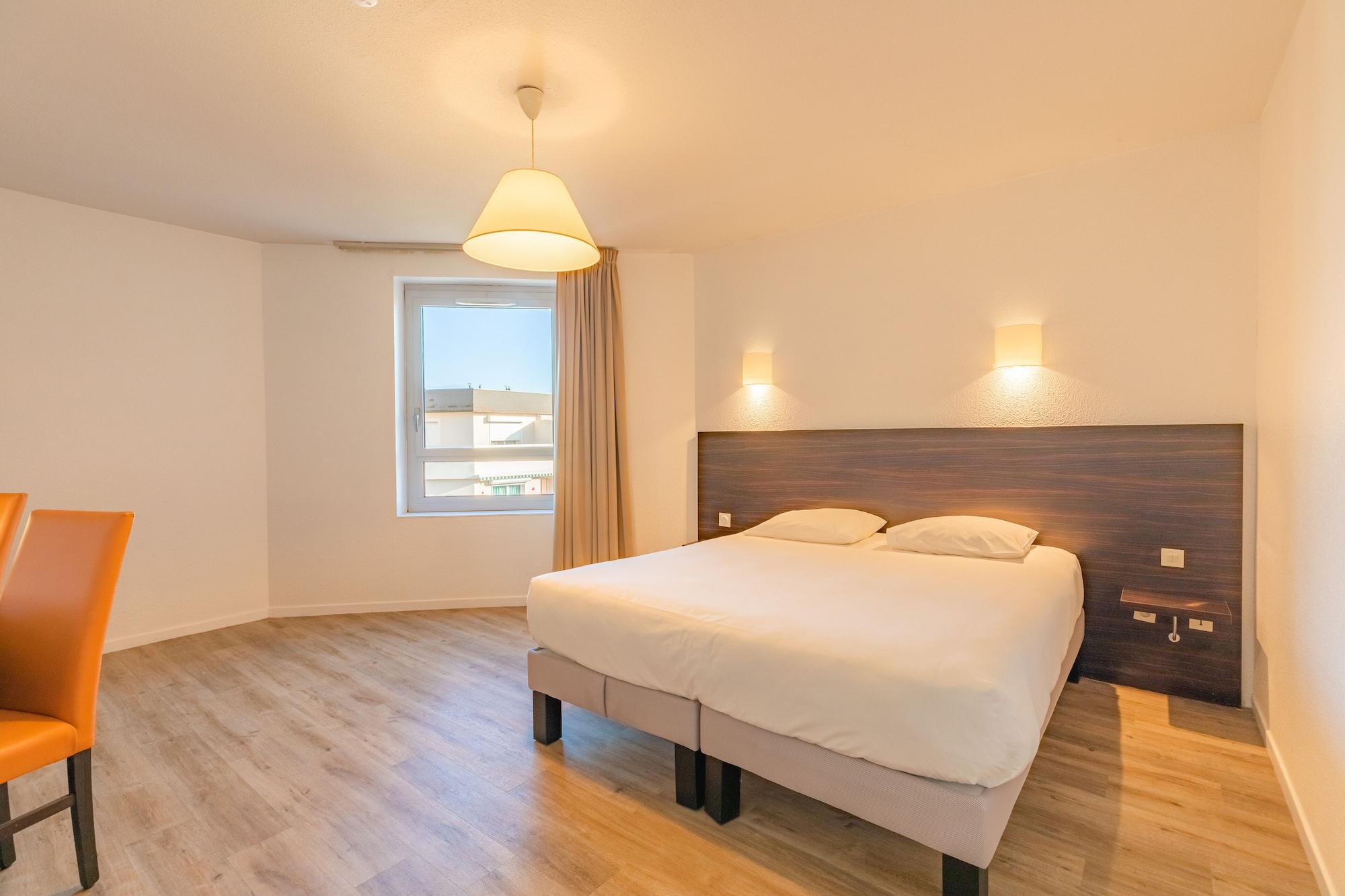 Varios Appart'City Classic Genève – Gaillard