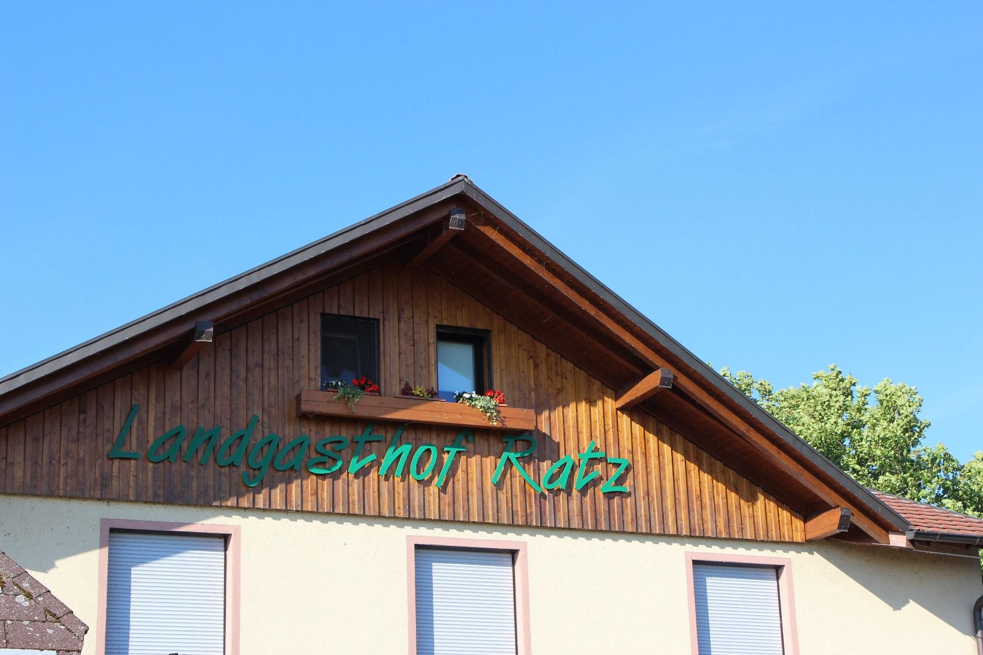 Vista Exterior Hotel Landgasthof Ratz