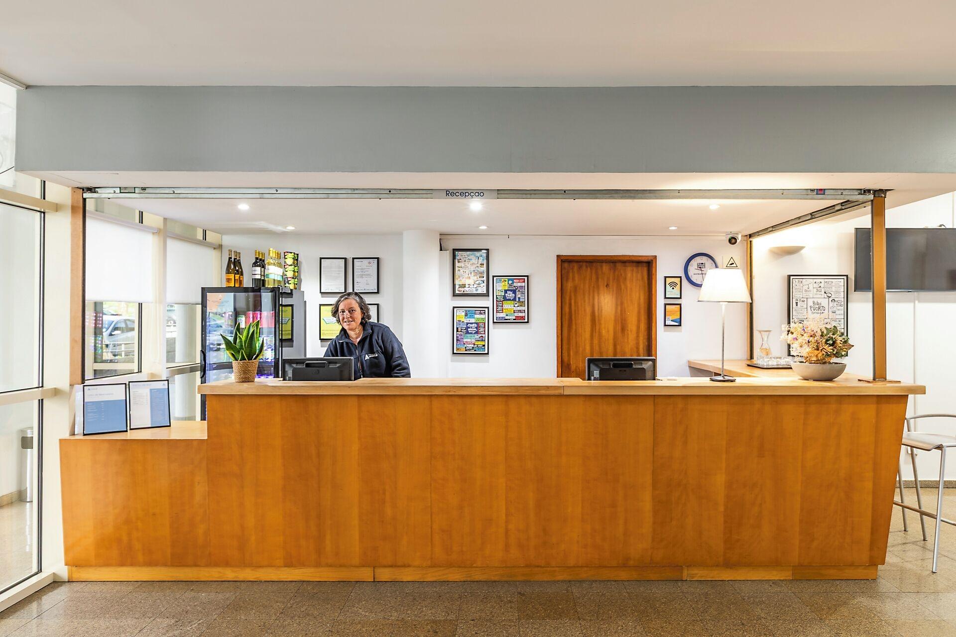Vista Lobby HI Porto – Pousada de Juventude - Hostel