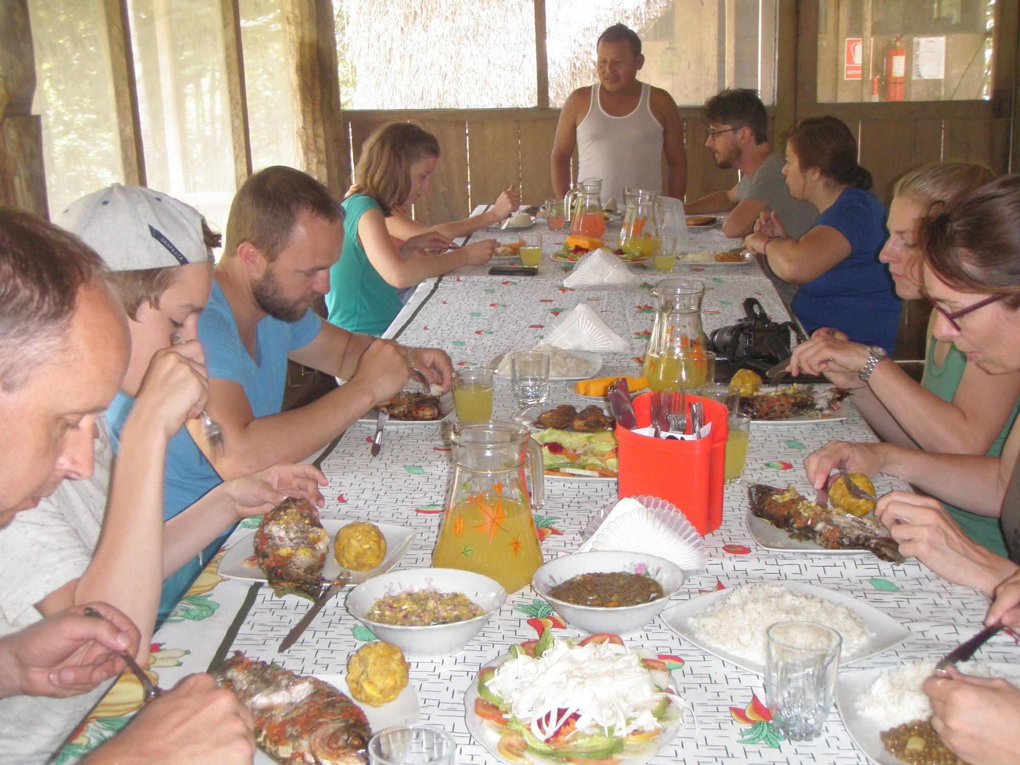 Restaurant Jungle Wolf Expeditions