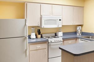Alojamiento - FANTASY ISLAND RESORT II OCEANFRONT DAYTONA BEACH BIKE WEEK 3-1,3-8 7 NTS 1 BDRM