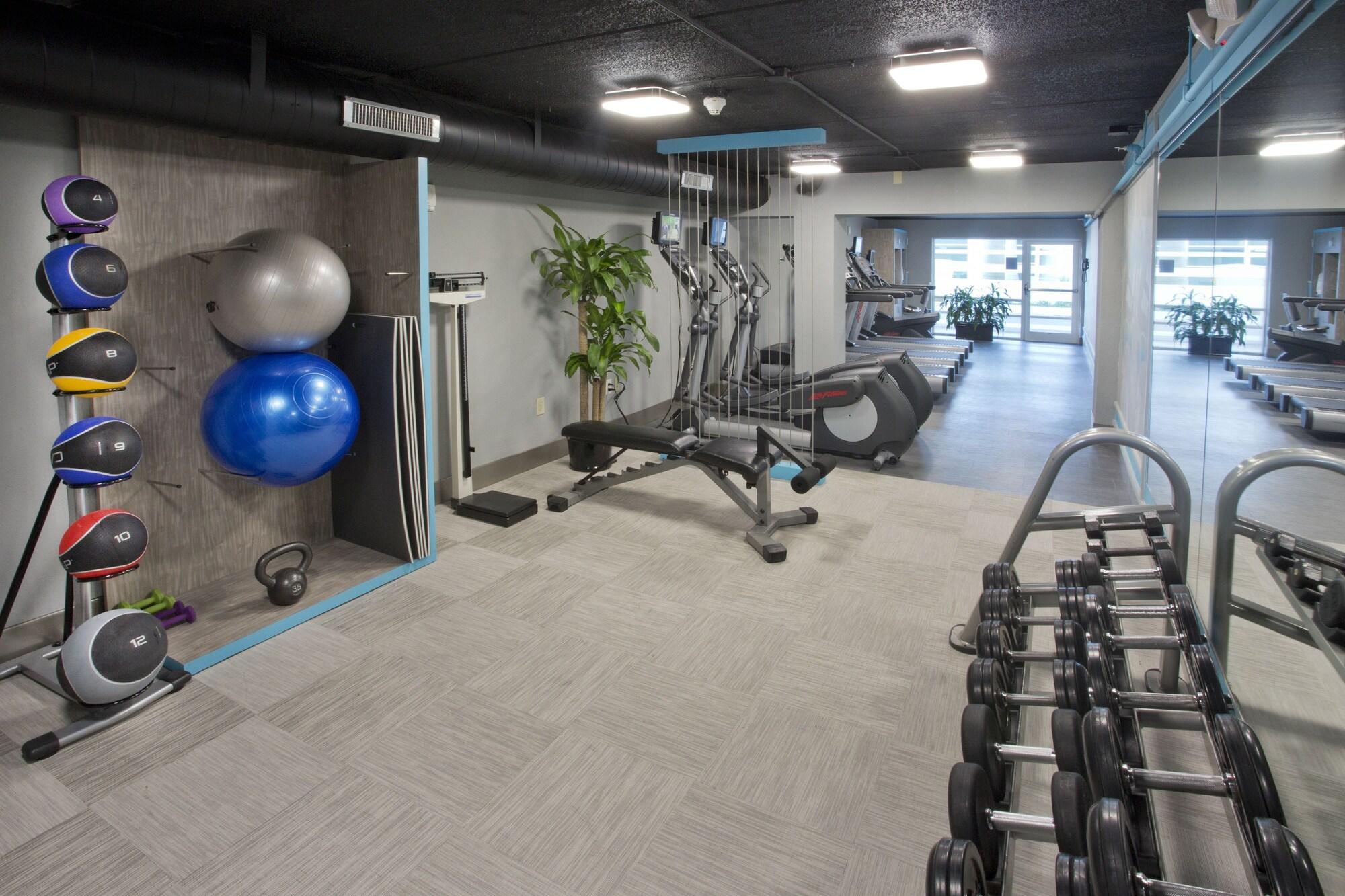 Gimnasio Hotel Alba, Tapestry Collection by Hilton