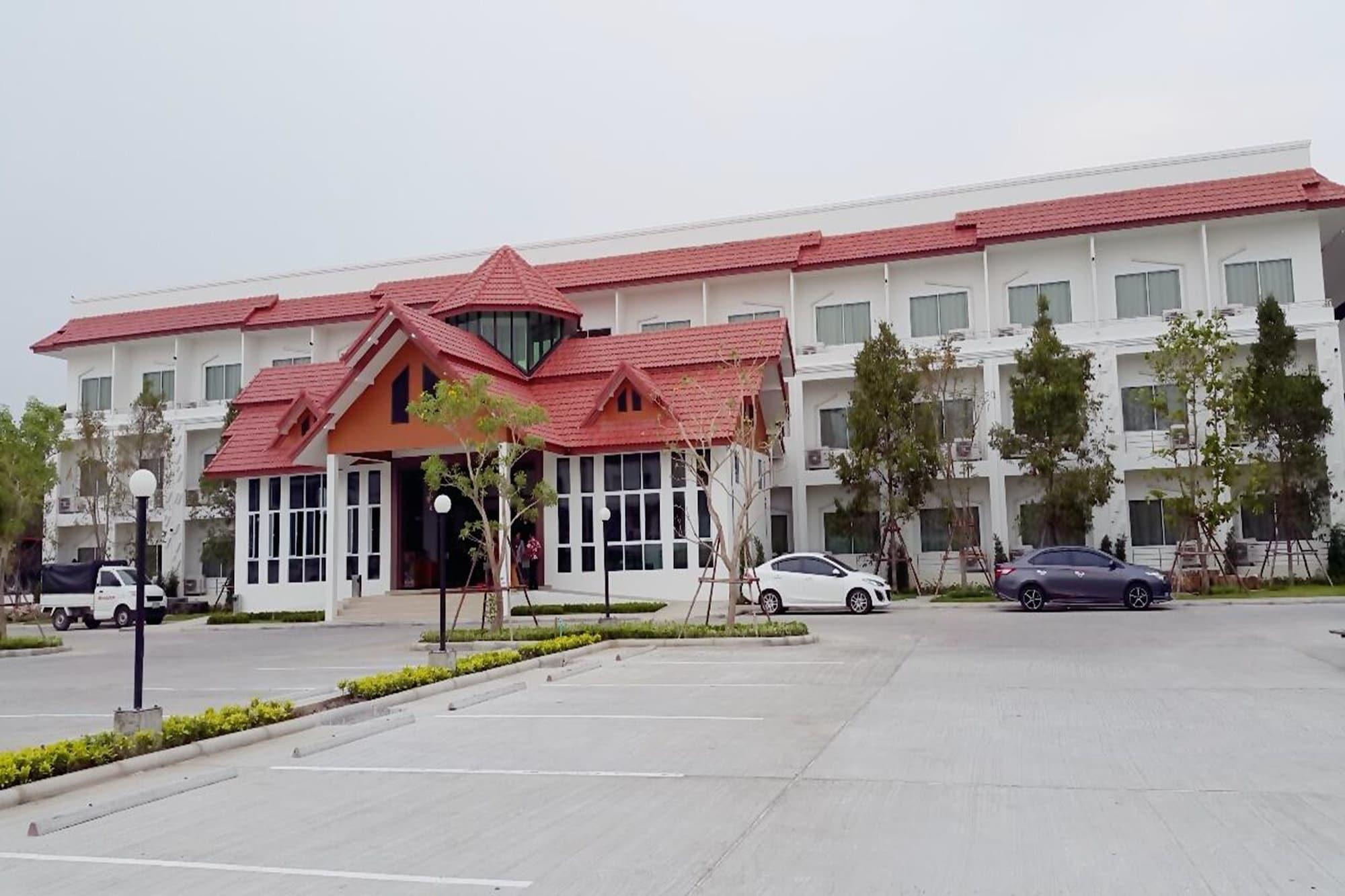 Varios Silayok Grand Hotel