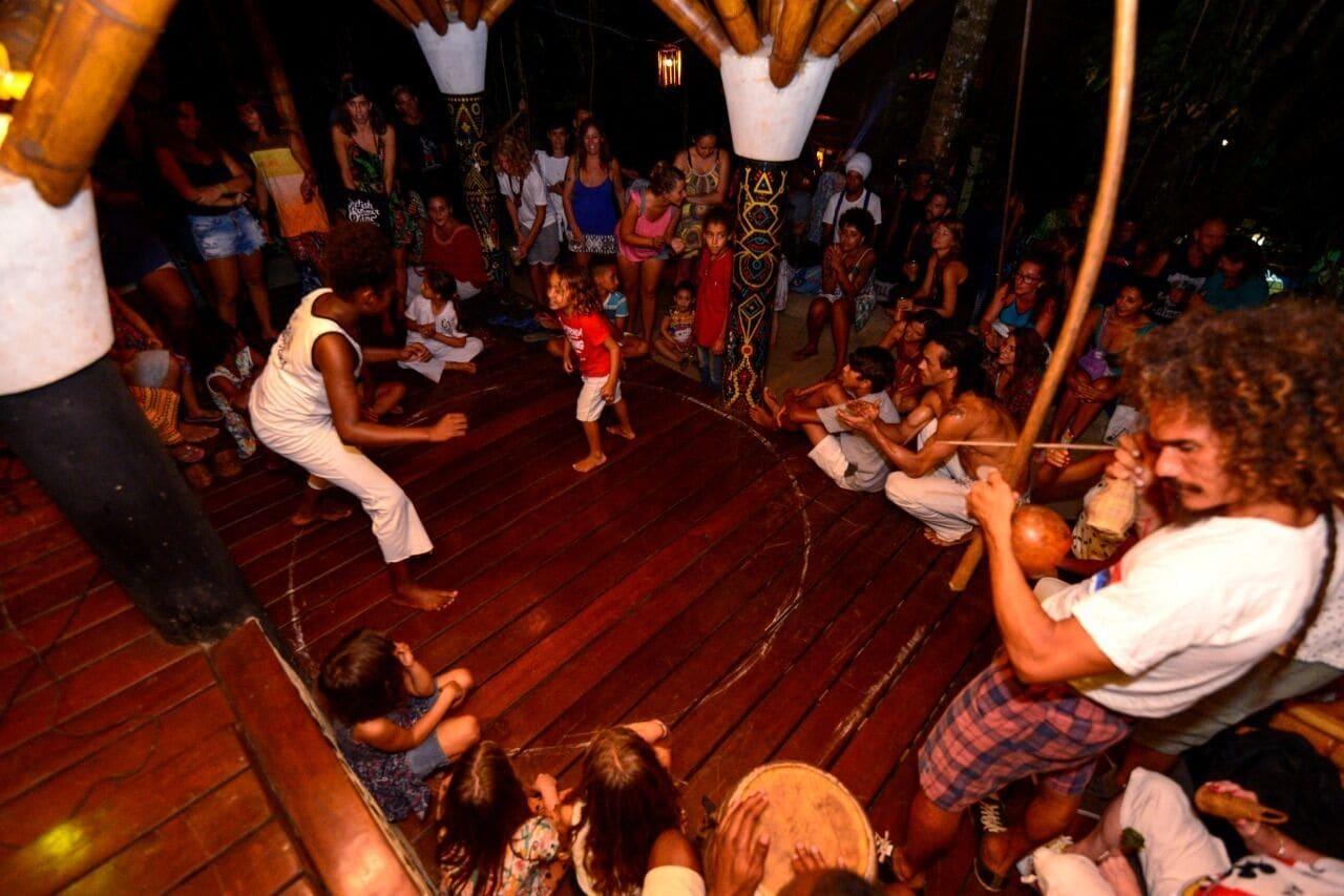 Instalaciones Recreativas Universo Pol Bamboo Hostel