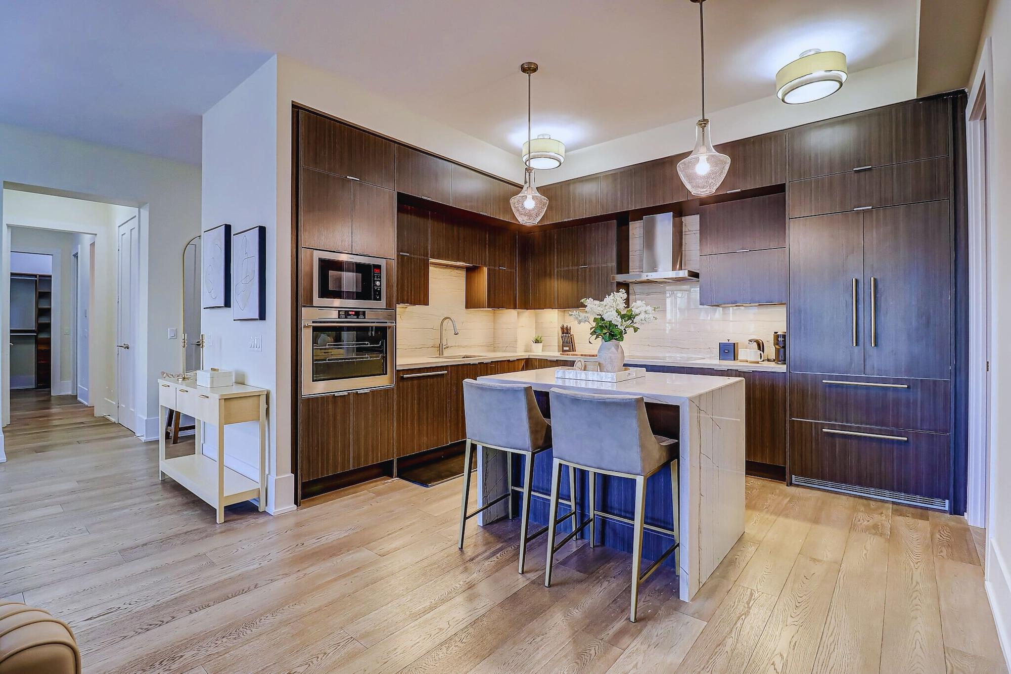 Restaurant Skyline Penthouse - CN Tower Downtown