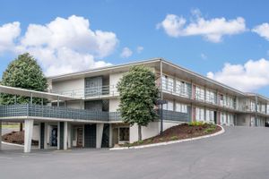 Alojamiento - Econo Lodge Fort Knox