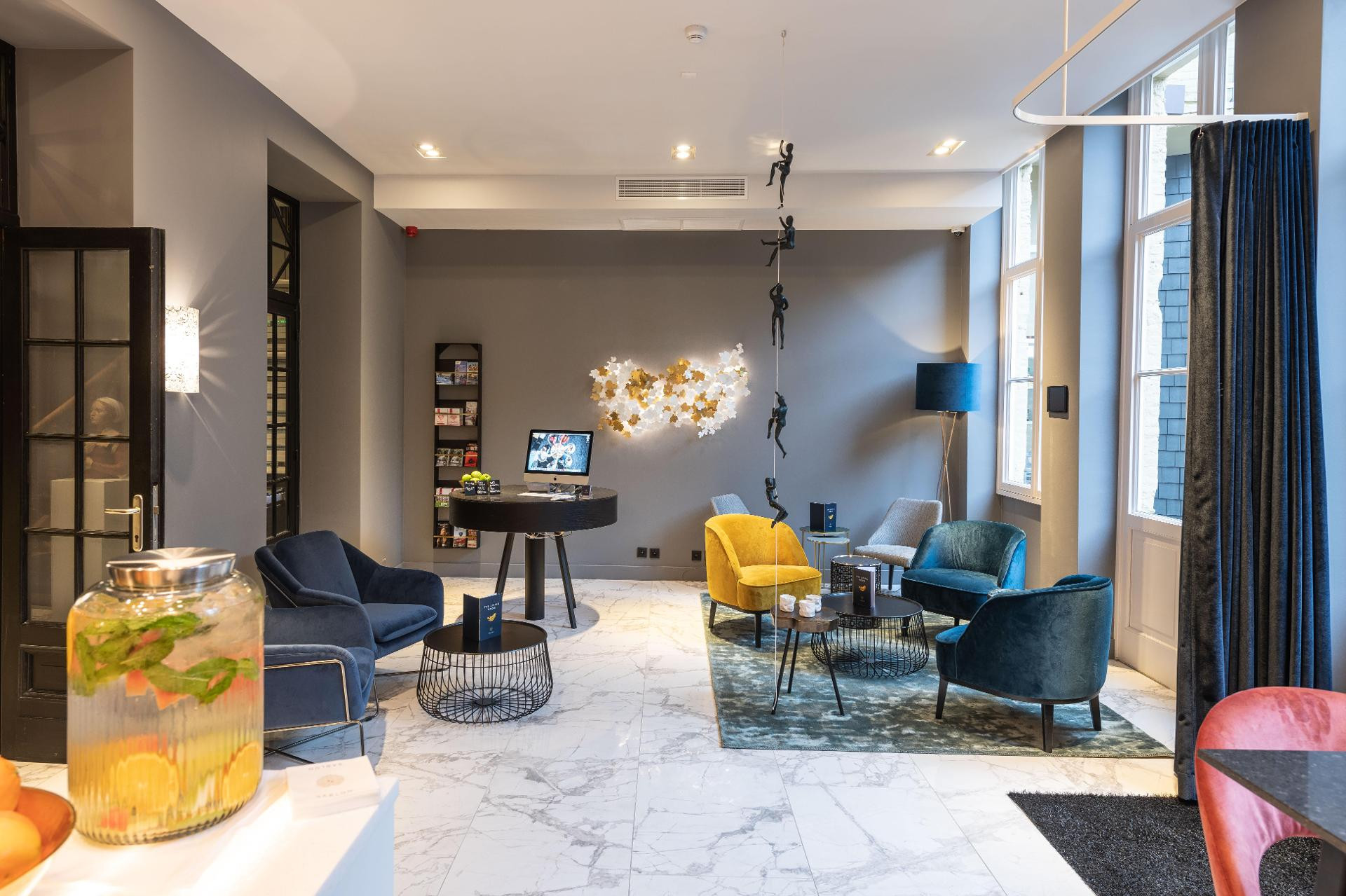 Vista Lobby Hotel Sablon
