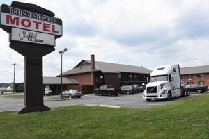 Alojamiento - Bridgeview Inn | Chicago Area