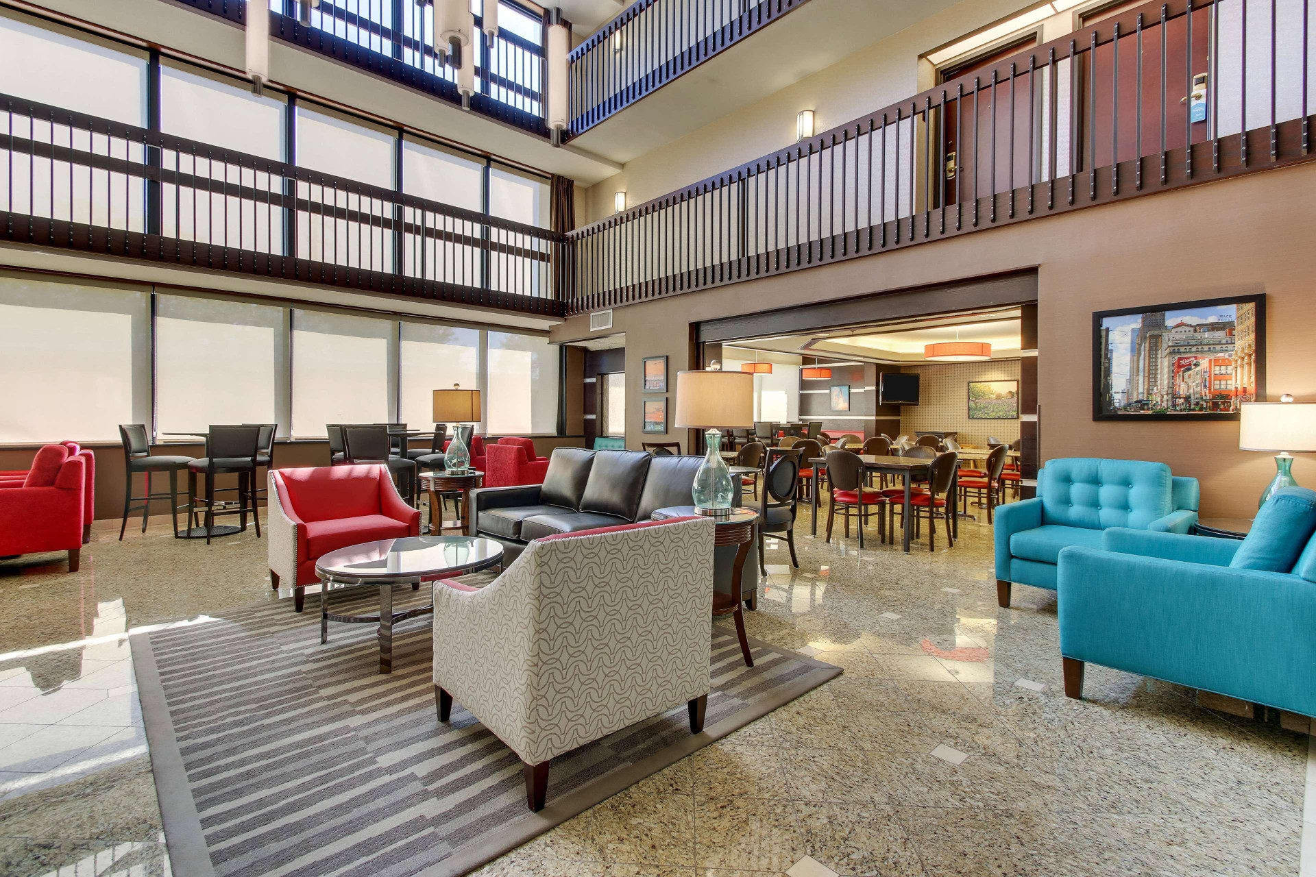 Vista Lobby Heritage Inn Suites Houston/Sugar Land, Trademark by Wyndham