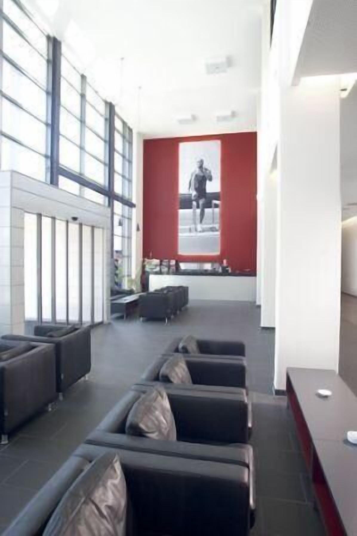 Vista Lobby NOVINA HOTEL Herzogenaurach Herzo Base
