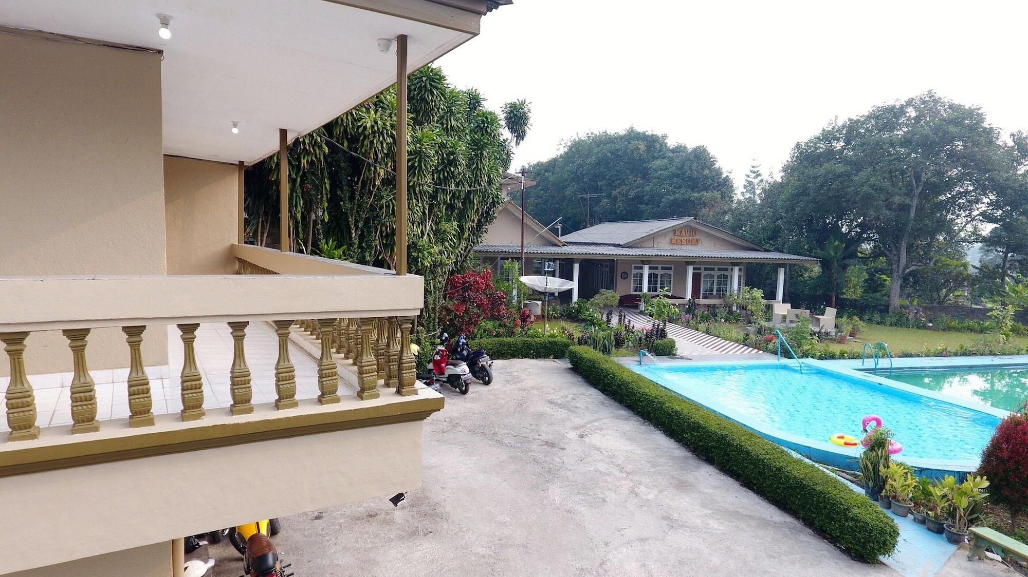 Vista Exterior Residences by RedDoorz near Taman Safari