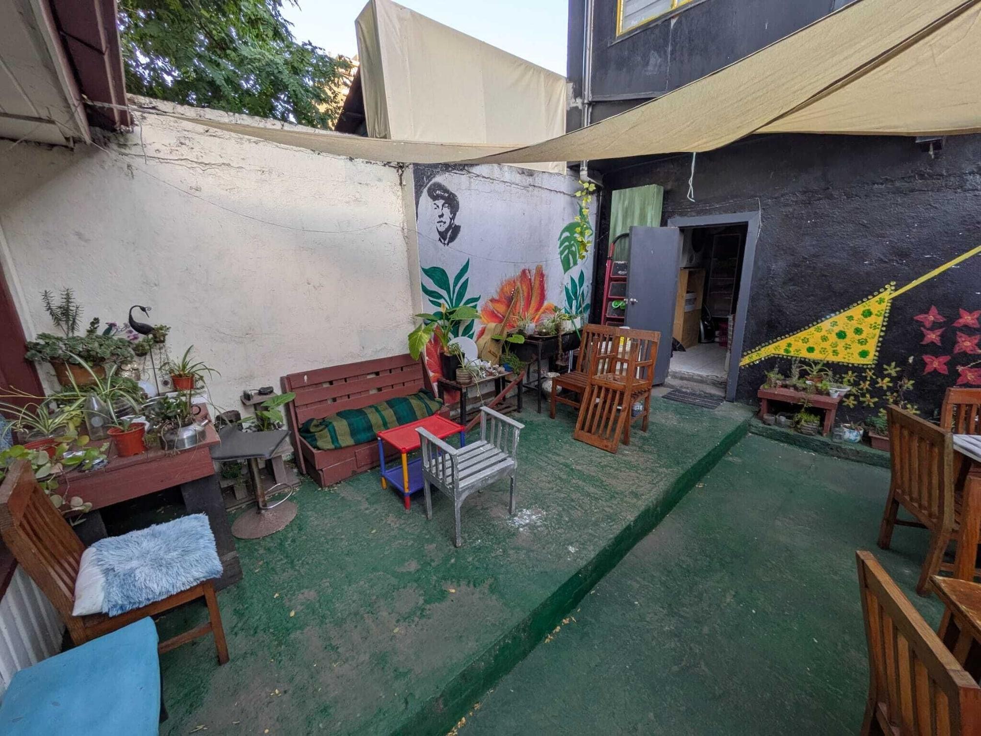 Restaurant hostel ink