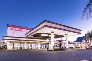 Alojamiento - Ramada by Wyndham Metairie New Orleans Airport