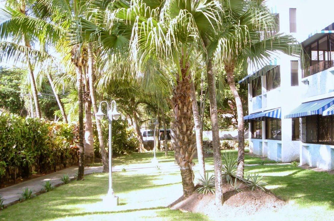 Vista Exterior Dre Broeders rent apartments Juan Dolio
