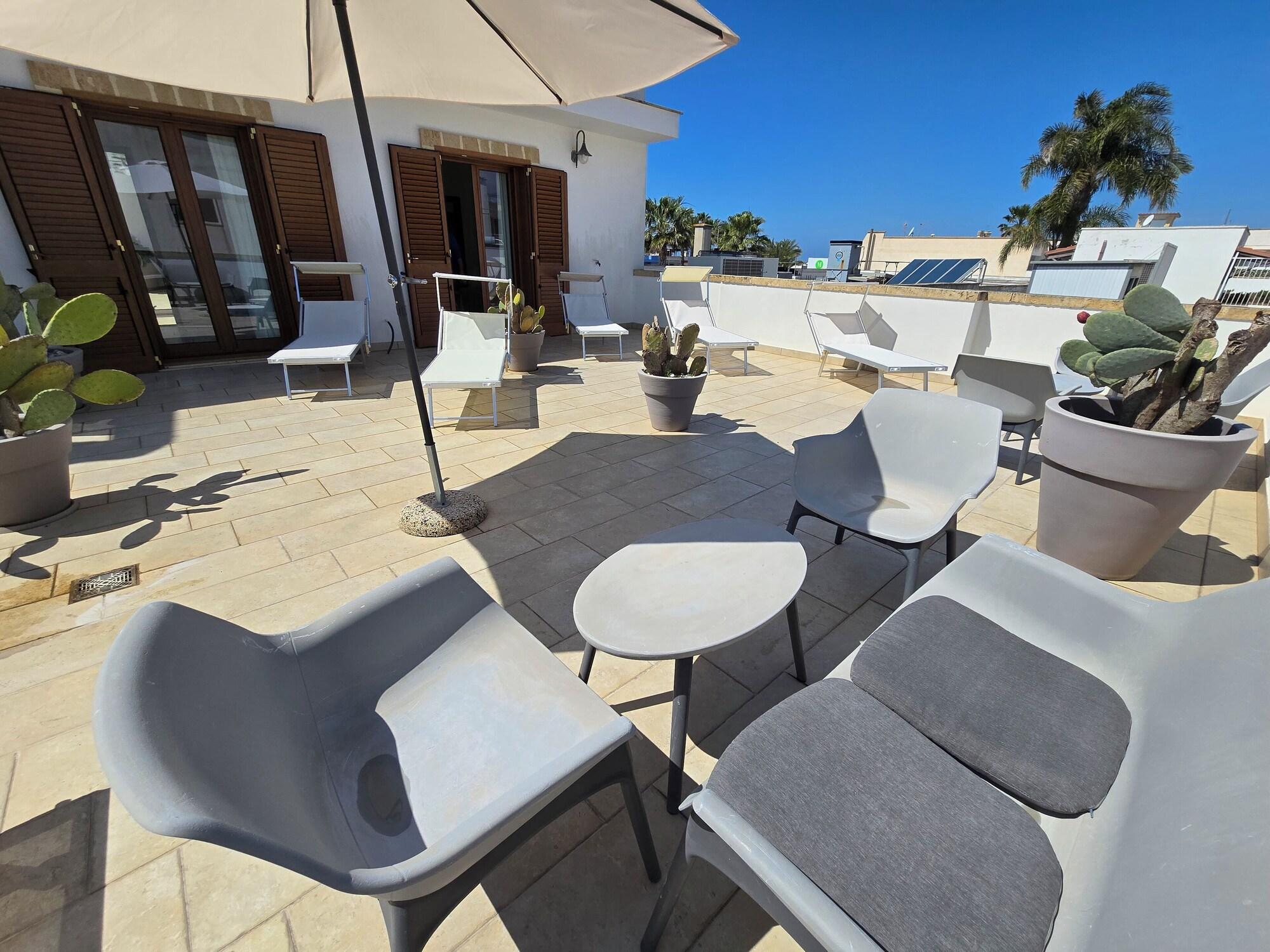 Vista Exterior Lido Marini Rooms Affittacamere B&B