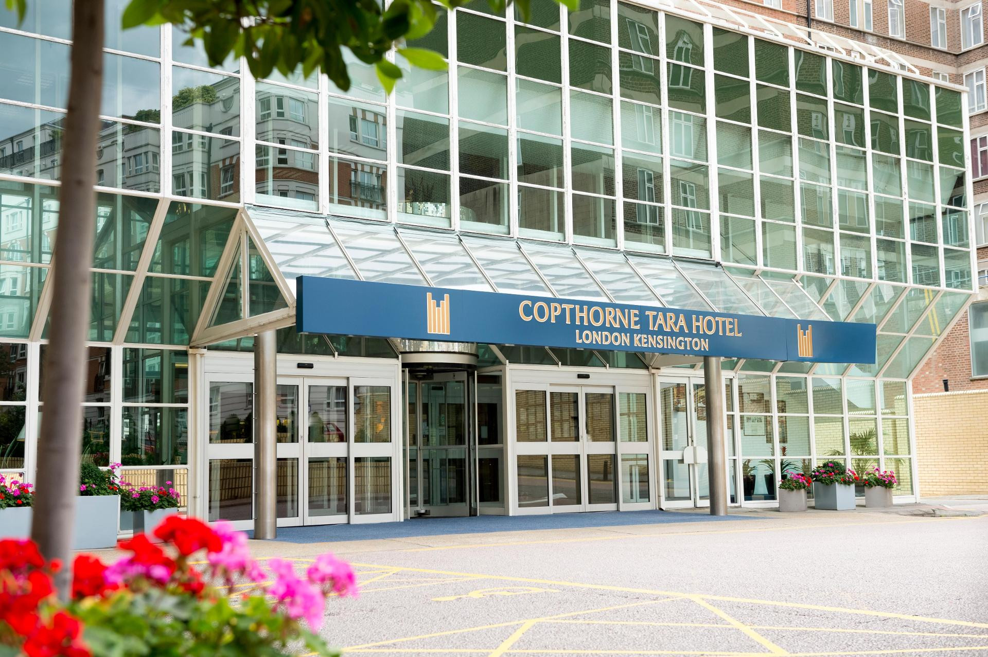 Vista Exterior Copthorne Tara Hotel London Kensington
