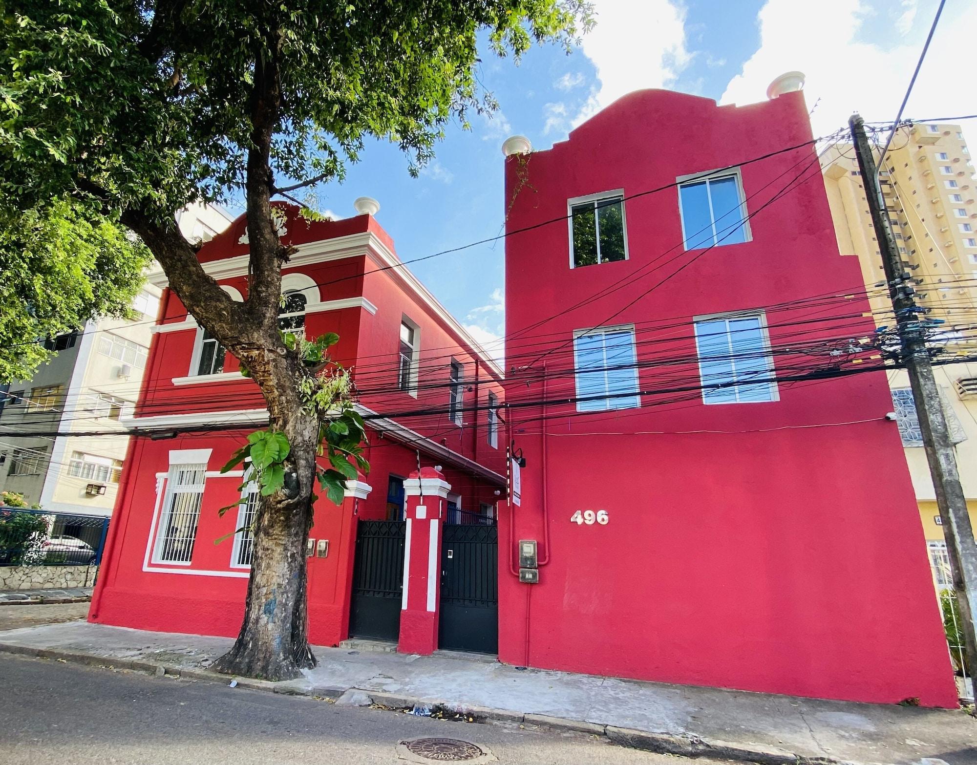 Varios Reef Hostel & Pousada