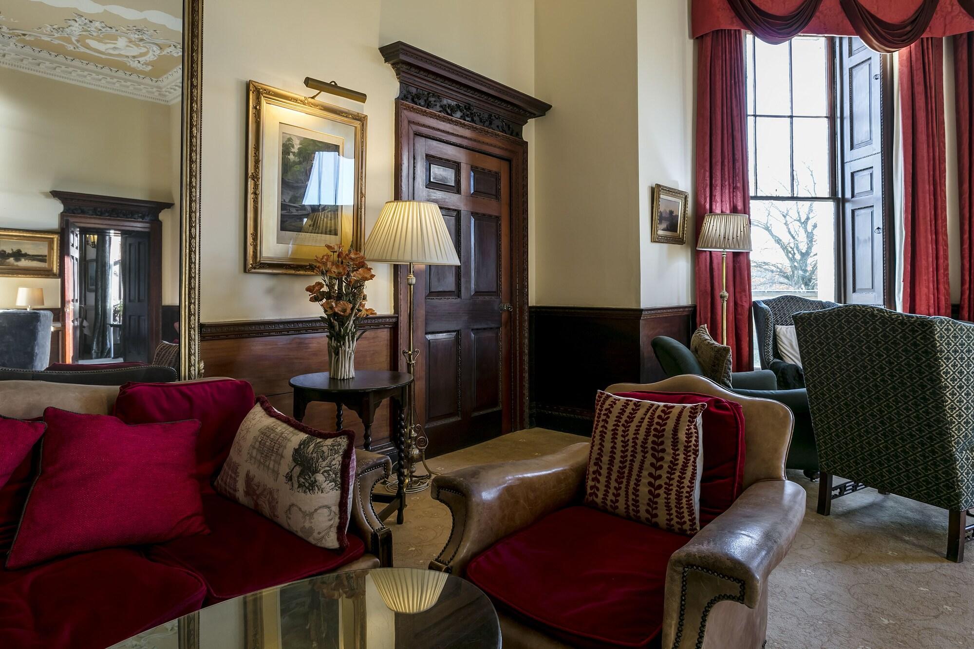 Vista Lobby Ednam House Hotel