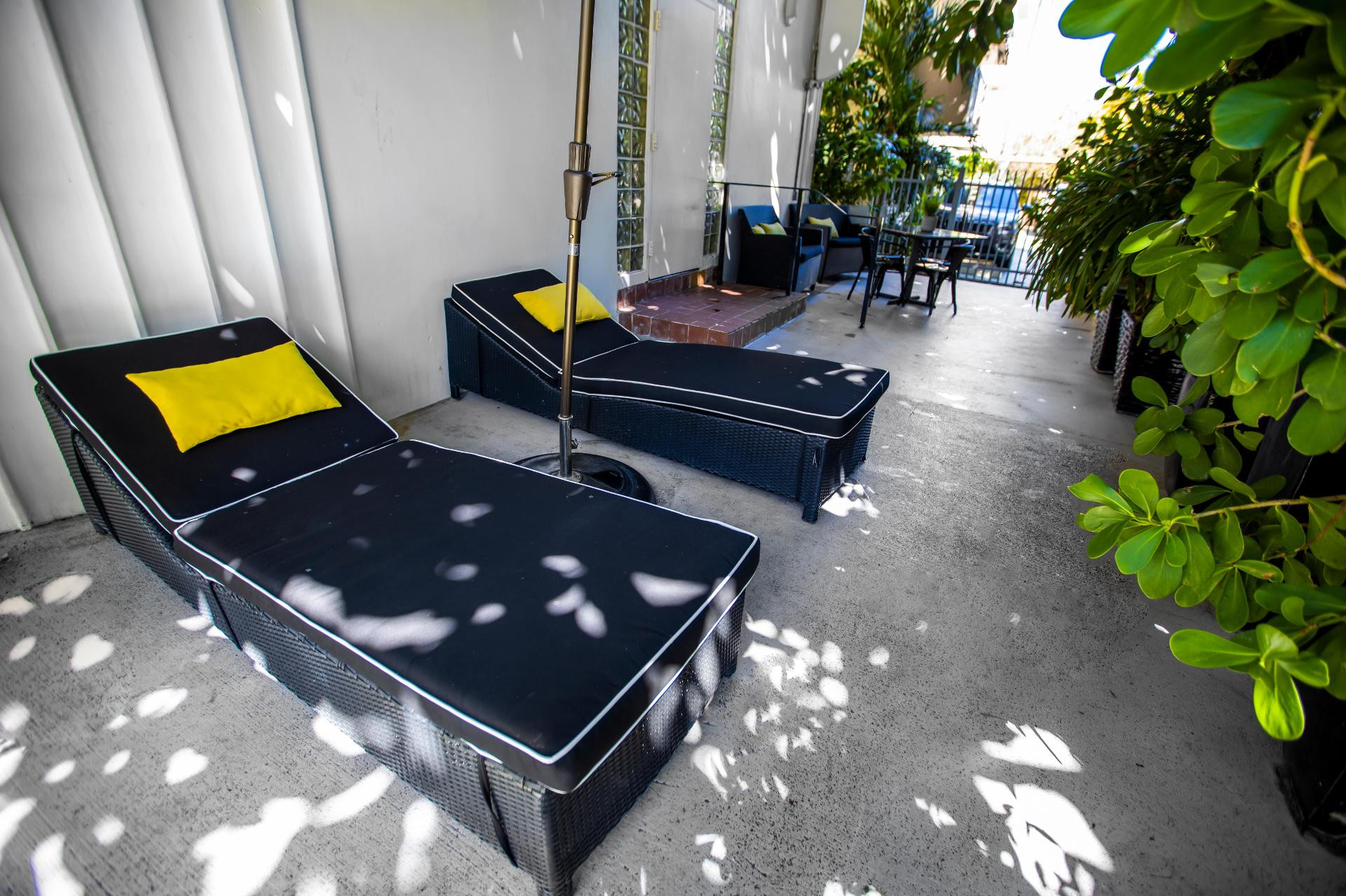 Hotel Lincoln Arms Suites